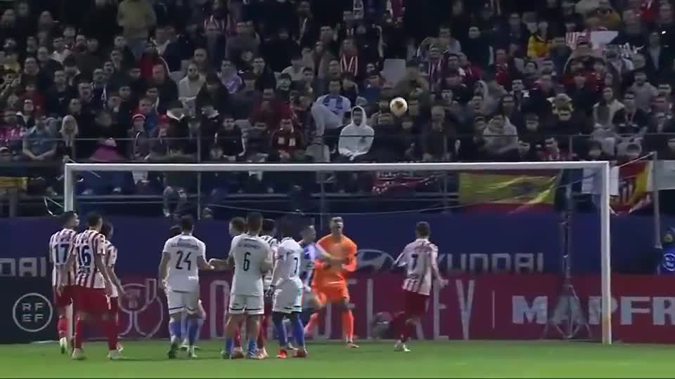 萨内：我会好好表现让纳帅不得不带我上世界杯；孔帕尼是领袖